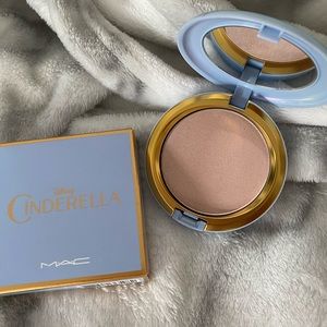MAC Cosmetics Cinderella Beauty Powder